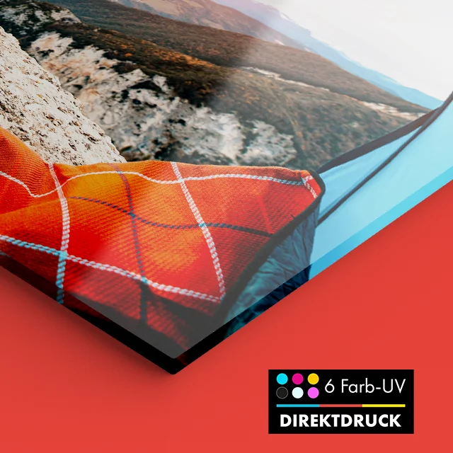 Acrylglasfoto mit UV-Direktdruck Detailaufnahme eines Acrylglasfotos mit UV-Direktdruck, brillanten Farben und glänzender Oberfläche für langlebige Wandbilder.