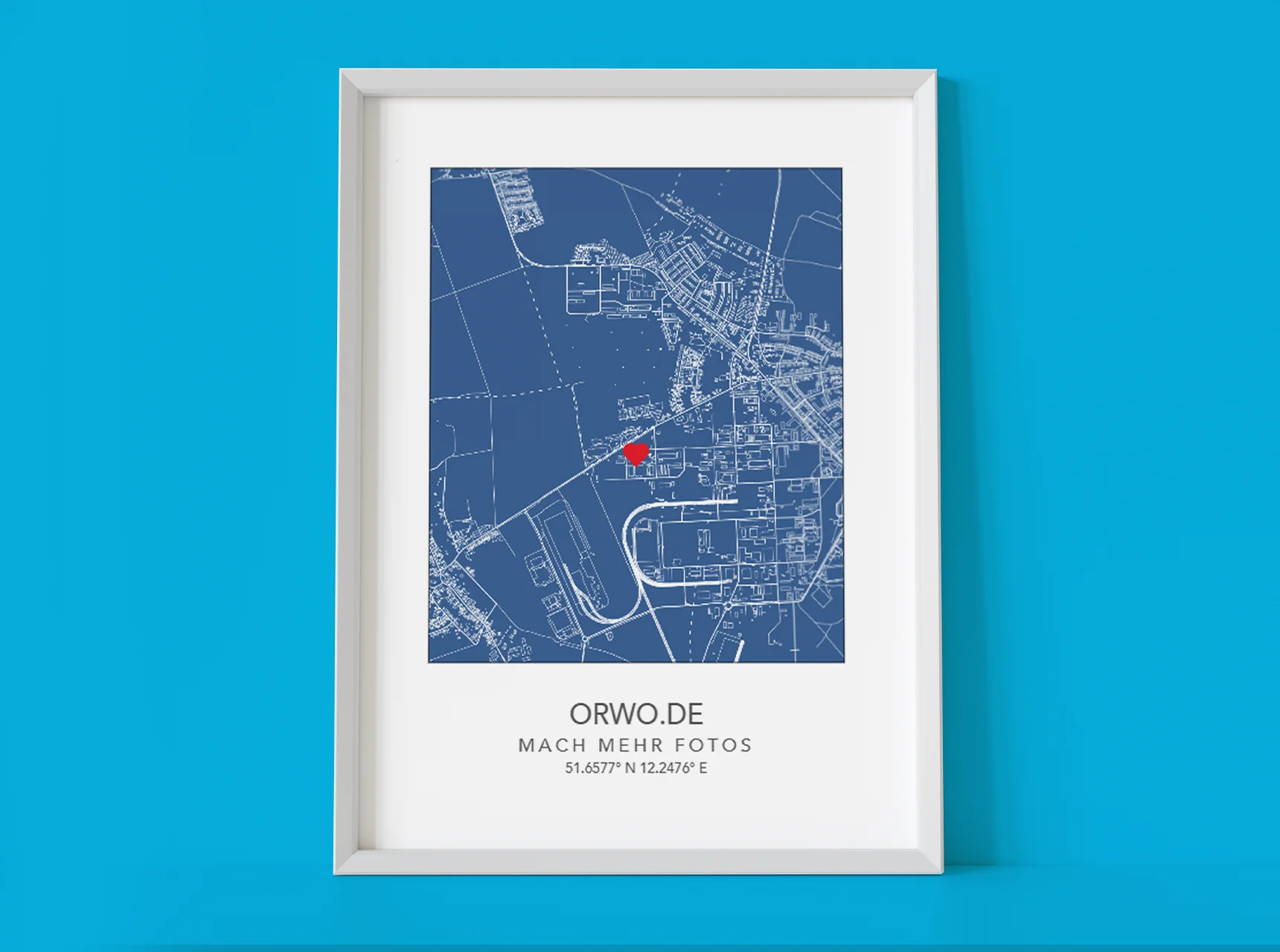 Personalisierte Stadtkarte in Blau mit rotem Herz-Marker am Lieblingsort als Design Geschenk gestalten