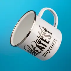 Hast du Lust eine Emaille Tasse zu gestalten? Die Tasse ist sehr robust, rostfrei und dementsprechend allen Wettern gewachsen. Jetzt bei ORWO bestellen.