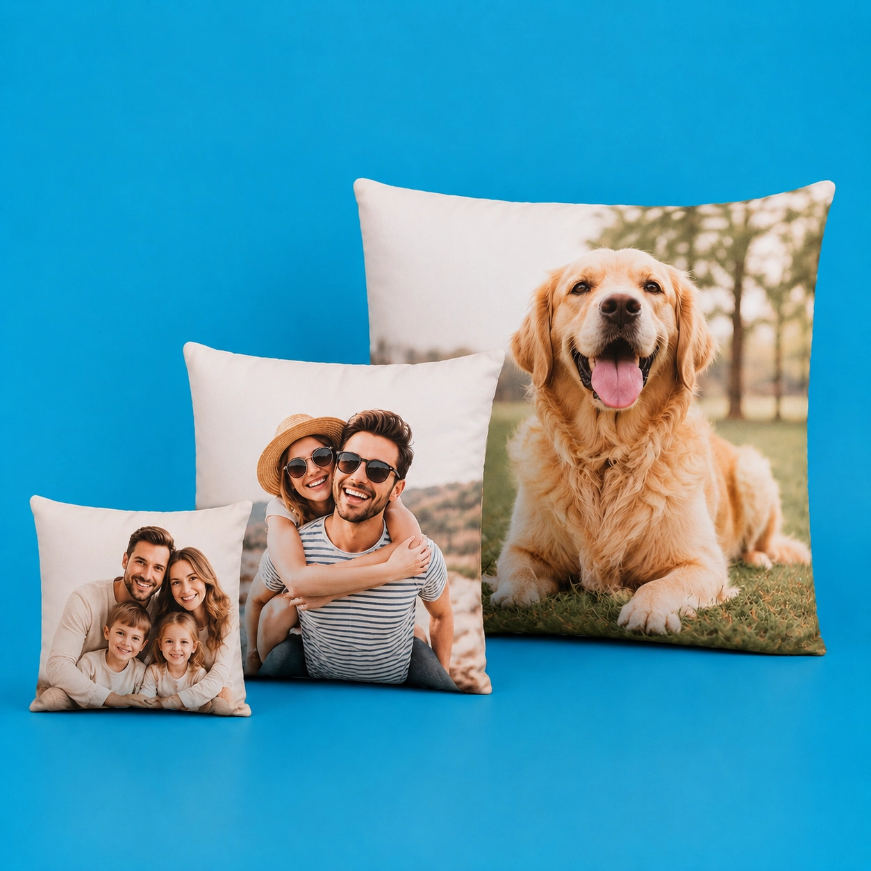 Quadratische Fotokissen in den drei Formaten 30 x 30, 40 x 40 und 60 x 60 cm – passend für jeden Platz in deinem Zuhause.
