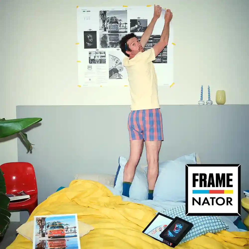 FRAMENATOR als Form der Wandbilder jetzt bestellen Als beliebte Sonderform der ORWO Wandbilder erscheint der FRAMENATOR. Mit passender Schablone wird dir die Montage super erleichtert. Jetzt selbst überzeugen.
