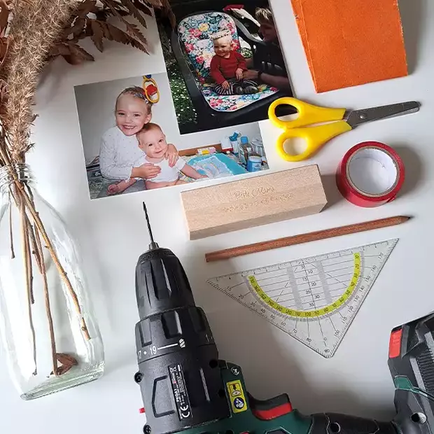 Geschenk Muttertag – das brauchst du dafür Diese Materialien brauchst du zum Basteln für dein Geschenk zum Muttertag.