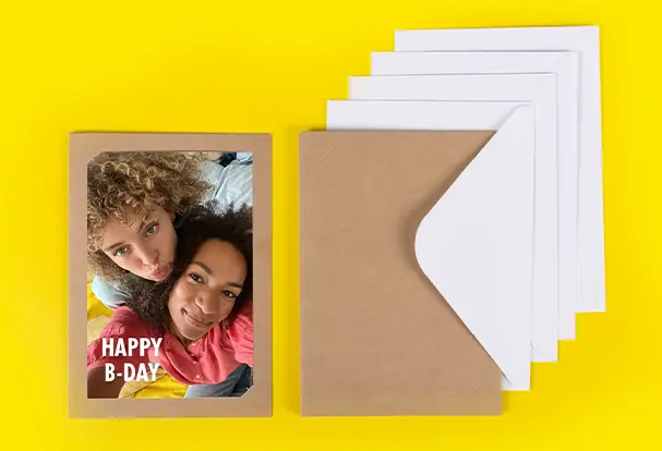 Neu und trendy 2025: Pixolo Photo Card. Das perfekte neue Produkt für deine persönlichen Grüße!