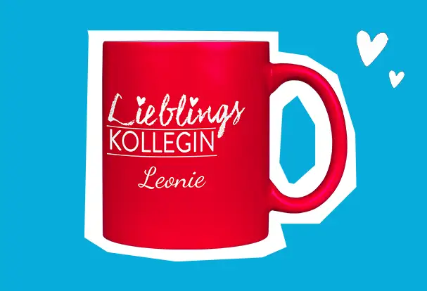 Eine pinkfarbene Tasse, graviert mit „Lieblingskollegin Leonie“. Dieses Geschenk mit Gravur ist die perfekte Aufmerksamkeit, um Wertschätzung im Arbeitsalltag auszudrücken.