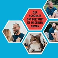 Fünf hexagonale Fotokacheln: Paarfotos, Katzenbild und ein inspirierender Spruch. Individuell anzuordnen für kreative und flexible Wandgestaltung mit persönlichem Charme.