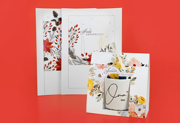 Passend zum Fotoständer kannst du eine Geschenkverpackung für Tassen basteln.
