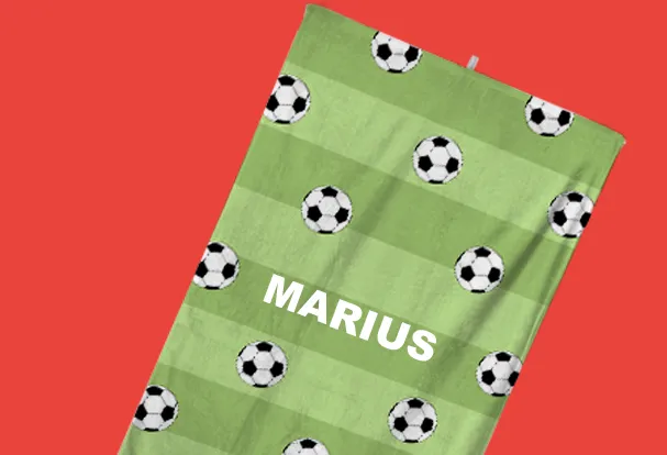 Gestalte ein persönliches Handtuch mit Foto für deine Liebsten bei ORWO Handtuch mit Fußball Motiv und individuellen Texten