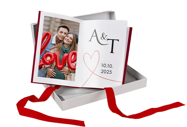 Leporello – persönliche Fotoprodukte mit Herz Fotoprodukte: Leporello-Fotobuch mit Paarfoto und personalisiertem Datum