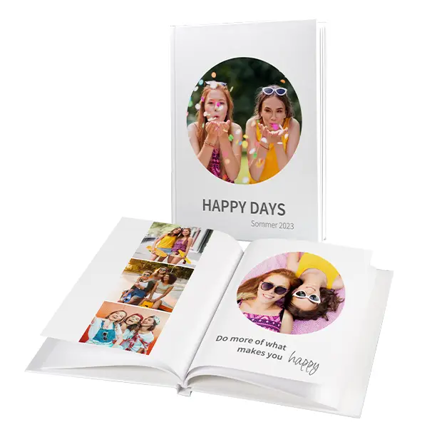 Fotoalbum erstellen, super einfach dank Designvorlage Dank unserer vielfältigen Fotobuch-Designs kannst du dich beim Fotoalbum selbst gestalten richtig austoben.