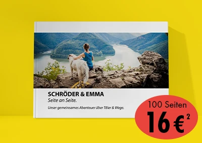 ORWO Fotobuch im Querformat mit Naturaufnahme einer Person und Hund am Aussichtspunkt sowie Preisaktion für 100 Seiten