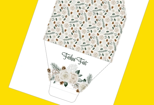 DIY-Bastelbogen „Festliche Eleganz“ – Schokolade mit Aquarell-Zeichnung verpacken Im Bastelbogen „Festliche Eleganz“ brilliert das Design mit weißen Rosen, umgeben mit Tannenzweigen und Zapfen. Ein schönes Aquarell-Bouquet um deine Schokolade zu verpacken.