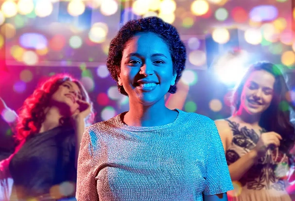 Bokeh-Effekt mit Langzeitbelichtung für kreative Lichtkreise nutzen Mit unseren Tipps und Tricks erfährst du, wie du mit Langzeitbelichtung einen beeindruckenden Bokeh-Effekt erzeugen kannst.