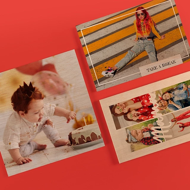 Bild auf Holz in verschiedenen Größen und Formaten Drei Holzplatten in unterschiedlichen Formaten und Größen, auf die du dein Foto auf Holz drucken lassen kannst. Viele unterschiedliche Designs und zwei Materialstärken.