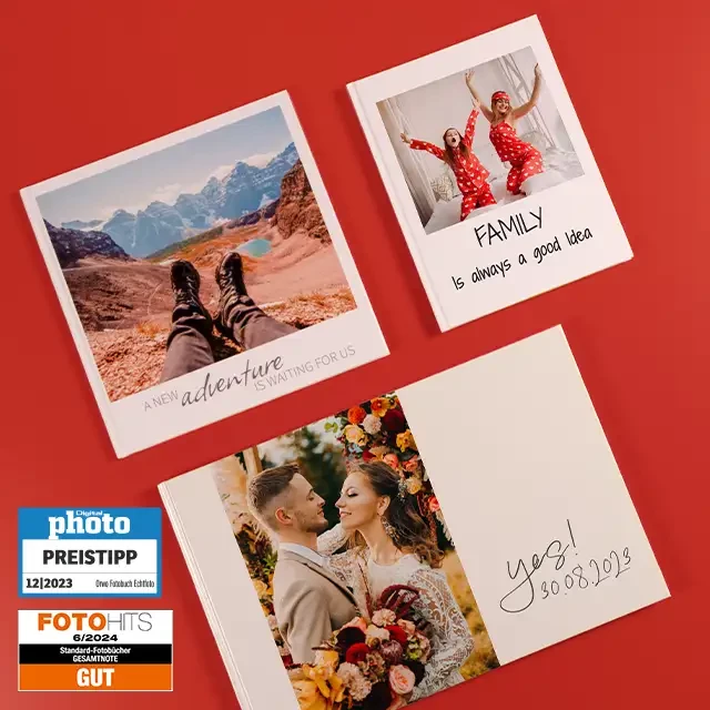 Fotobuch online erstellen: Hochzeit, Familie, Urlaub Drei Hardcover Fotobücher mit besonderen Momenten. Ein quadratisches Urlaubs-Buch, ein Familien-Fotobuch im Hochformat und ein Hochzeits-Fotobuch im Querformat.