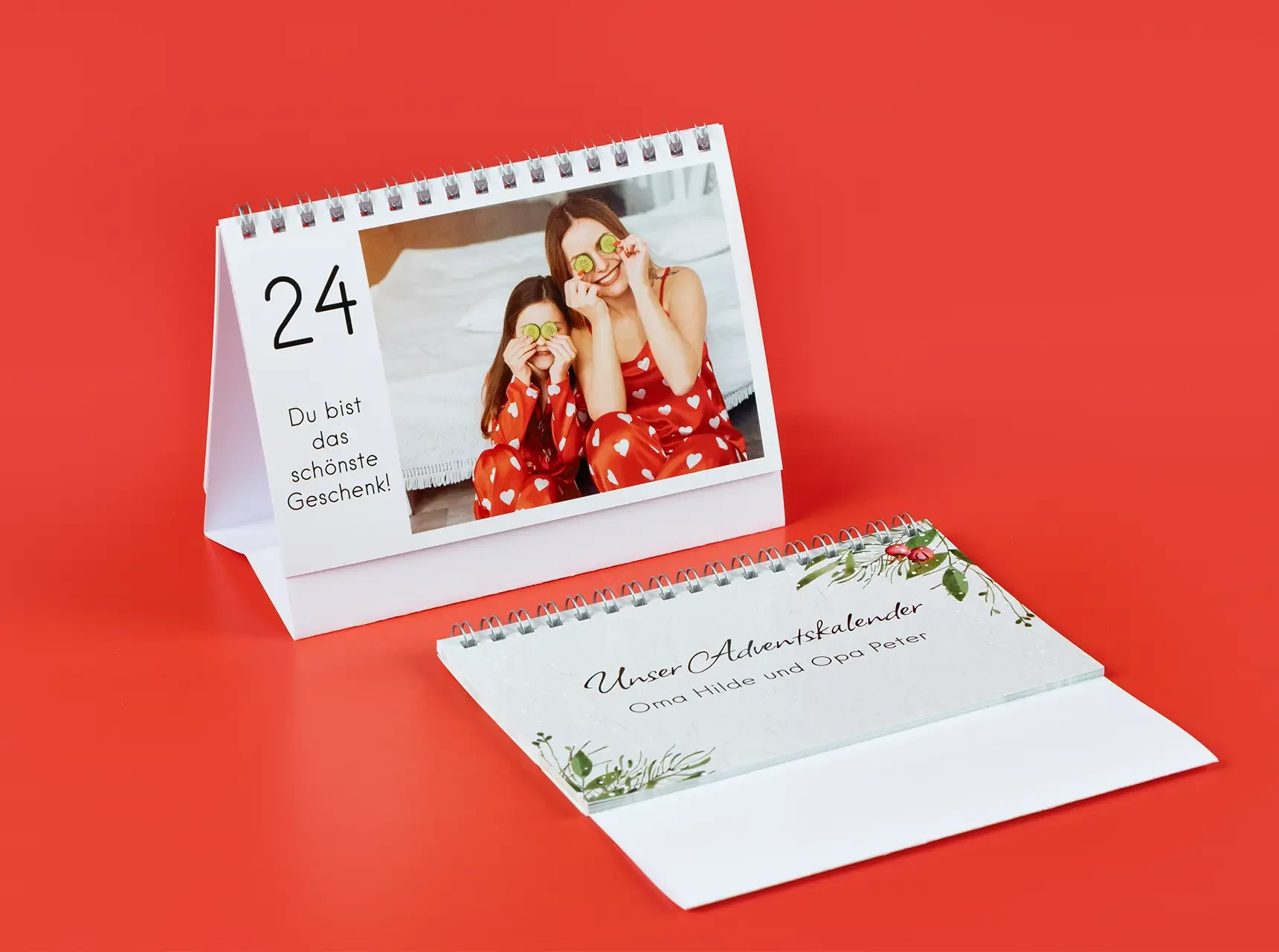 Tisch-Adventskalender mit fröhlichen Fotos und liebevollen Sprüchen für jeden Tag im Advent.