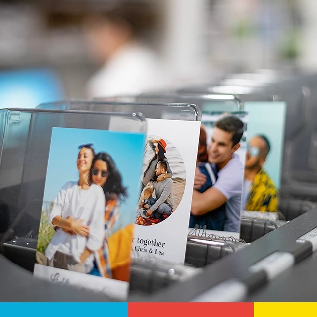 HD Fotos, Digitaldruckverfahren, ORWO Fotohandwerk Maschine für HD Fotos im ORWO Fotolabor in Bitterfeld-Wolfen. Deine Wunschmotive werden im Digitaldruckverfahren auf hochwertiges HD-Premium Fotopapier gedruckt.