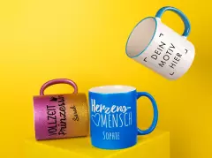 Tasse mit Gravur, Glitzertasse, Tasse mit farbigem Rand Bunte Fototassen findest du bei ORWO in diversen Varianten. Außen bunt, innen bunt, glitzernd bunt oder doch nur der Henkel bunt? Du hast die Qual der Wahl.