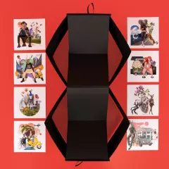 Der Fotowürfel aus schwarzem Papier ist eine tolle und einzigartige Möglichkeit, deine Fotos besonders auffällig und präsent auszustellen. Jetzt bestellen.