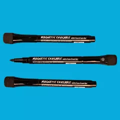 Magnetischer Stift für Whiteboard oder Kühlschrank Dank des Magneten in der Kappe haftet der Whiteboardmarker an magnetischen Oberflächen – kein Suchen mehr!